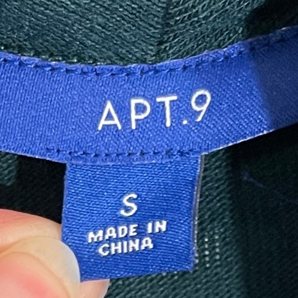 Apt.‎ 9 Hunter Green Off Center Button Cardigan Top Size Small - Picture 5 of 7